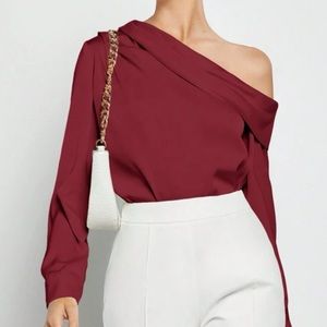 Burgundy Off the shoulder Top